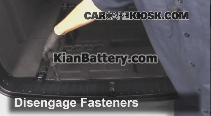 بازکردن کاور روی باتری BMW X3