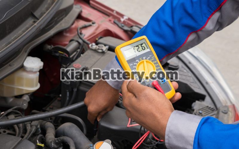 How to test a car battery 01 800x500 1 عمر مفید باتری ماشین چقدر است؟
