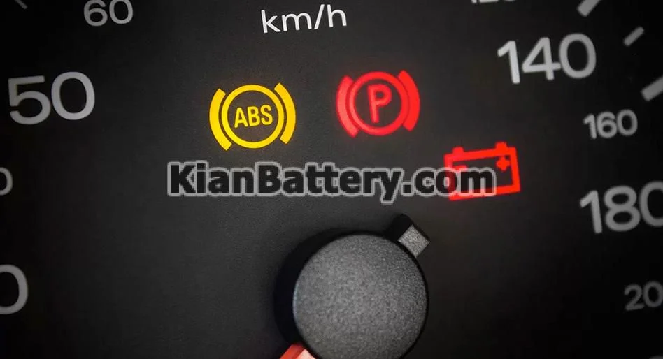 دلایل روشن شدن چراغ باتری ماشین