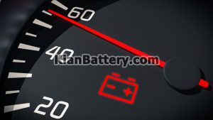 باتری خالی 300x169 علت شارژ نشدن باتری ماشین