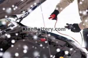 Battery boost winter2 300x200 دلایل و راهکارهای روشن نشدن ماشین در هوای سرد