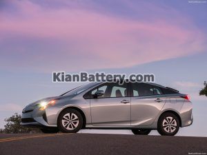 Toyota Prius 14 300x225 باتری تویوتا پریوس