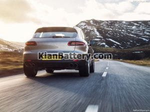 porsche macan 3 300x225 باتری پورشه ماکان