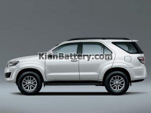 toyota fortuner 4 300x225 باتری تویوتا فورچونر