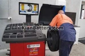 روش های کاهش استهلاک خودرو 8 بالانس کردن چرخ های خودرو روش کاهش استهلاک خودرو