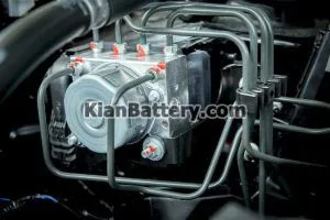 دلایل و نشانه های خرابی ترمز ABS 2 دلایل خرابی ترمز ای بی اس
