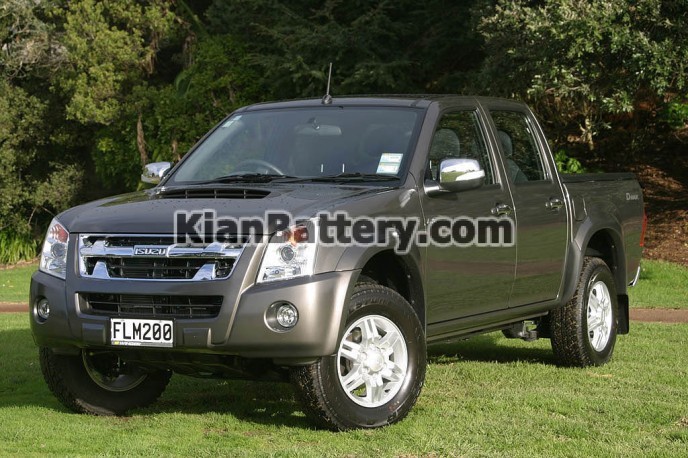 95724 Isuzu D Max fq 688x458 1 نقد و بررسی وانت دو کابین ایسوزو دی مکس D MAX