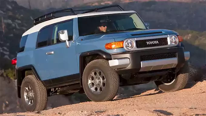 %name نقد و بررسی تویوتا اف جی کروز FJ Cruiser