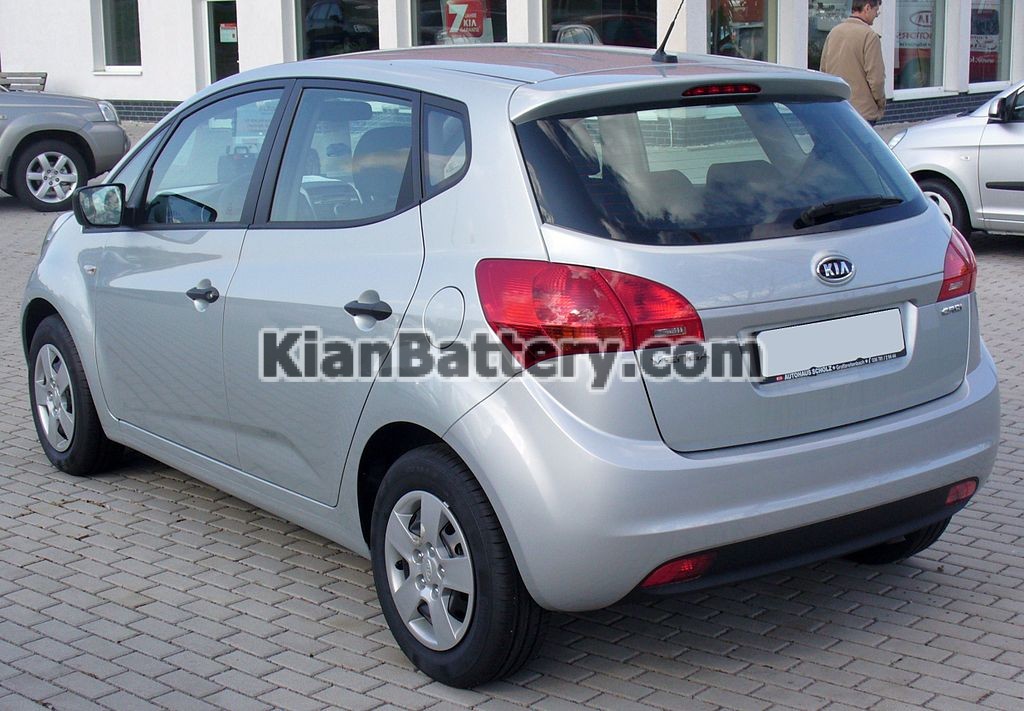 1024px Kia Venga CRDi Vision Continentalsilber Heck