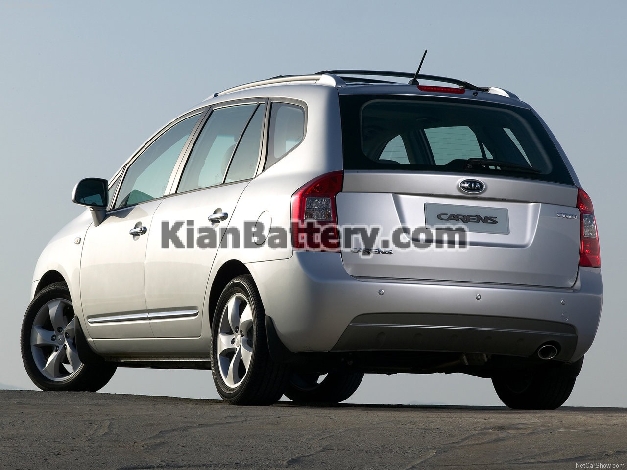 23454 Kia Carens 2007 1280 24
