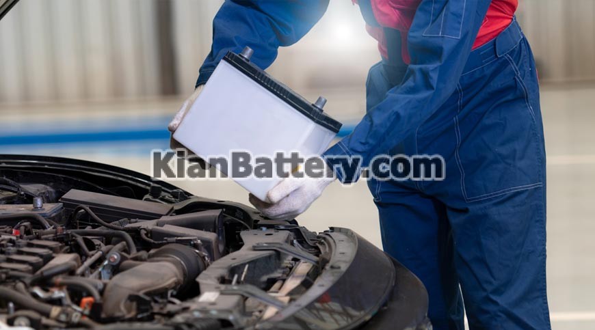 car mechanic is changing car battery تعویض باتری ماشین در محل شبانه روزی تهران