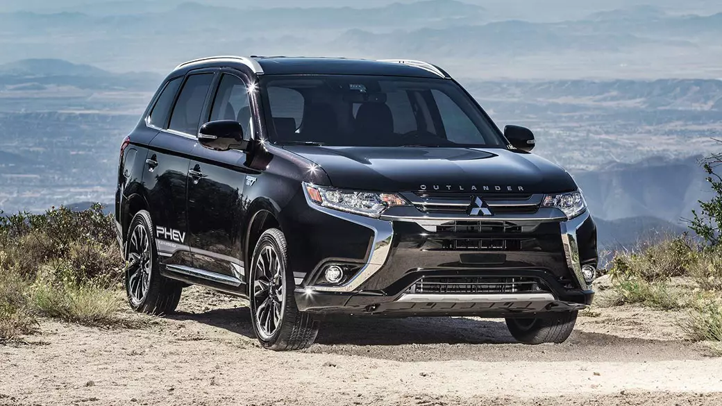 mitsubishi outlander 7