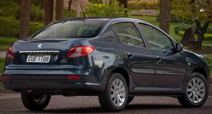 peugeot 207 passion 2012 02