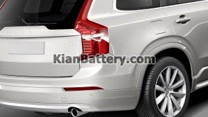 gwv8cath 300x169 مقایسه ولوو XC90 با تویوتا لندکروز