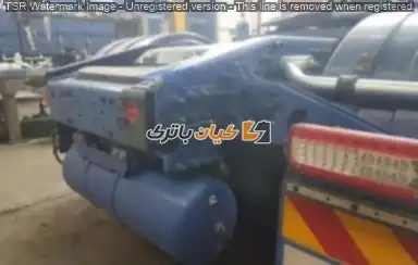 باتری کامیون کجا قرار دارد و چرا خراب می شود؟ 3 نمای کلی از محل باتری در قسمت پشتی یک محرک اصلی