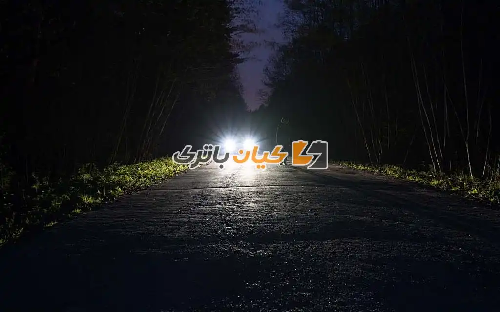 سوسو زدن چراغ خودرو
